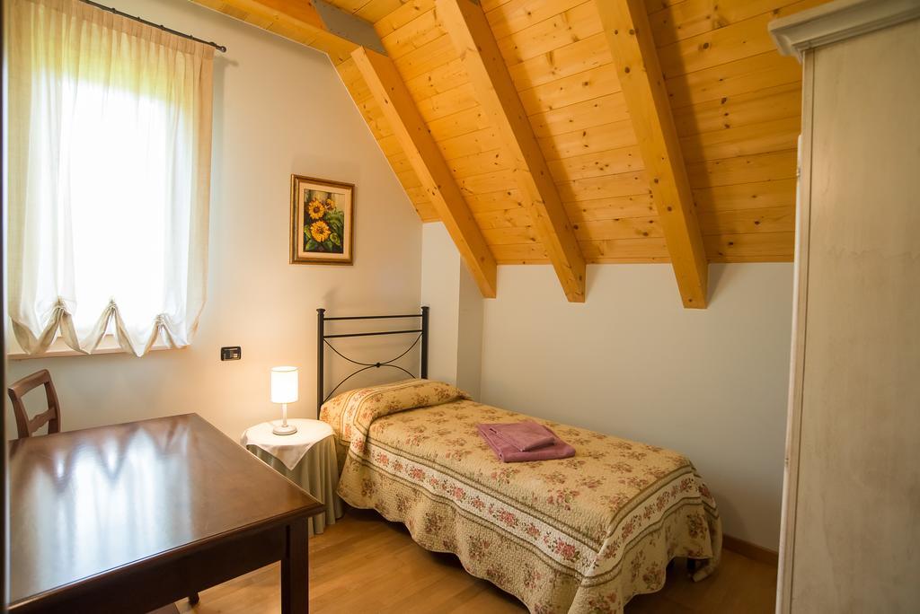 Case Vacanza Orchidea Coreglia Antelminelli Pokoj fotografie